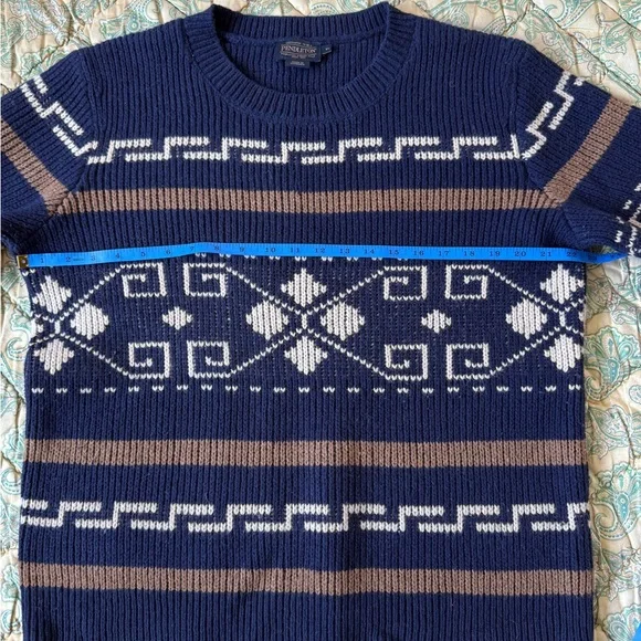 Pendleton Westerly Crewneck Sweater 100% lambs wool - Picture 2 of 6